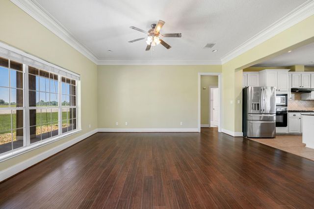 2527 Settlers Way Drive, Sealy, TX 77474