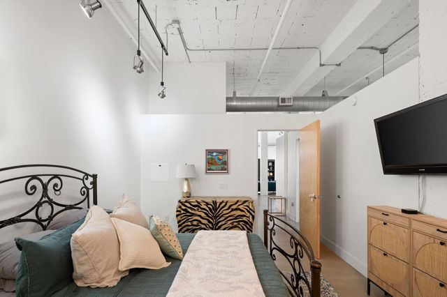 718 Washington Avenue N 602, Minneapolis, MN 55401