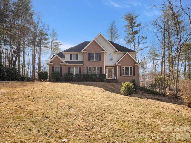 10 Dunnwoody Court, Arden, NC 28704