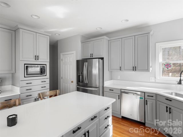 10 Dunnwoody Court, Arden, NC 28704