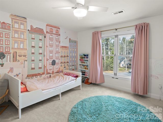 10 Dunnwoody Court, Arden, NC 28704