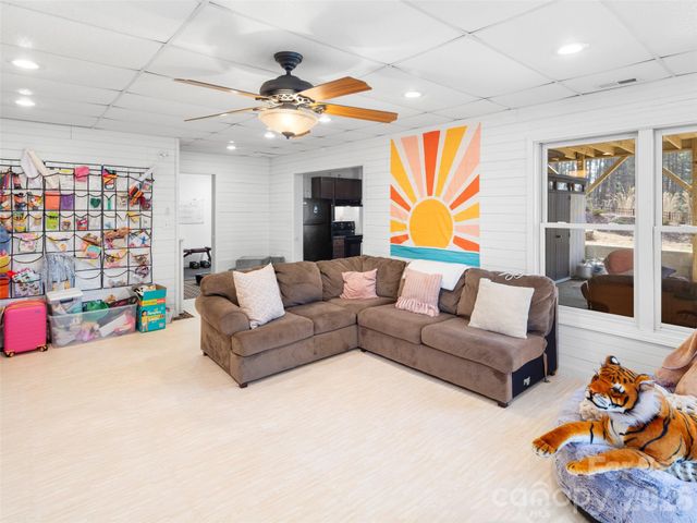 10 Dunnwoody Court, Arden, NC 28704