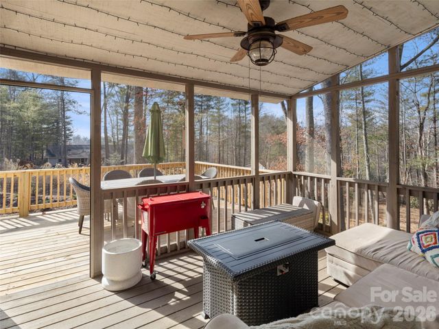 10 Dunnwoody Court, Arden, NC 28704