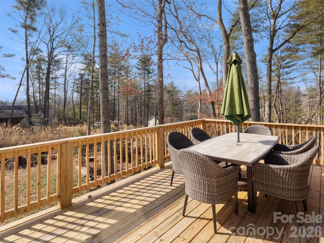 10 Dunnwoody Court, Arden, NC 28704