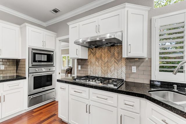11925 Rising Sun Way, Gold River, CA 95670