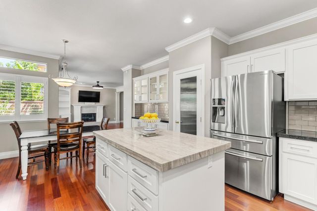 11925 Rising Sun Way, Gold River, CA 95670