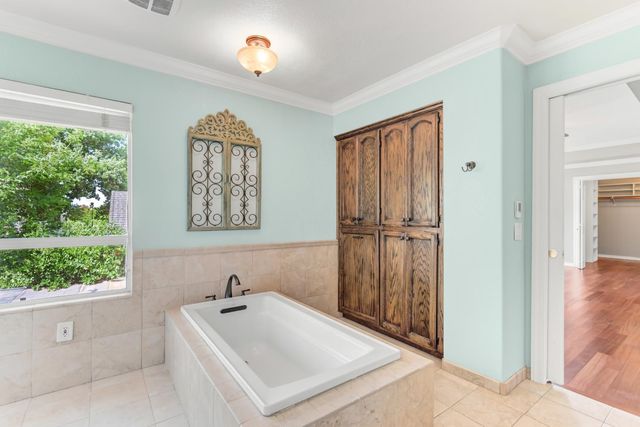 11925 Rising Sun Way, Gold River, CA 95670