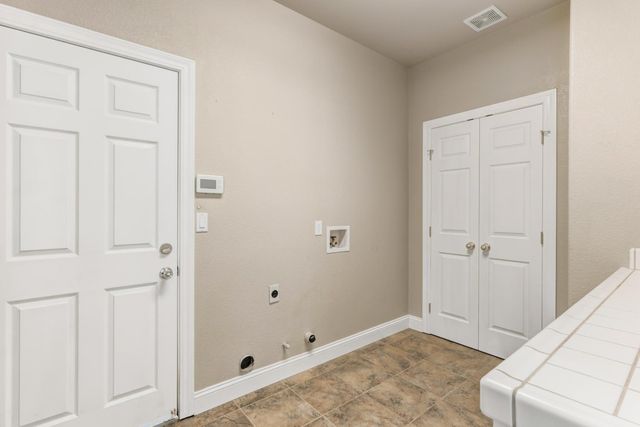 11925 Rising Sun Way, Gold River, CA 95670