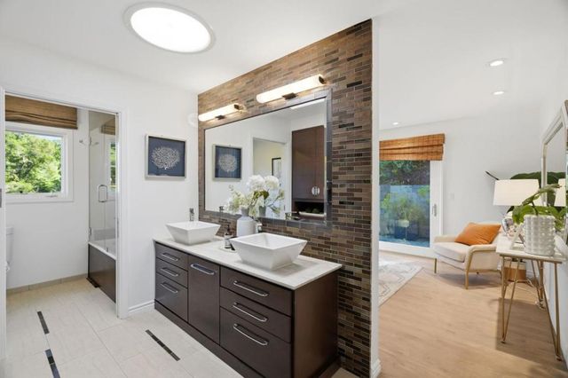 215 Vista De Sierra, Los Gatos, CA 95030