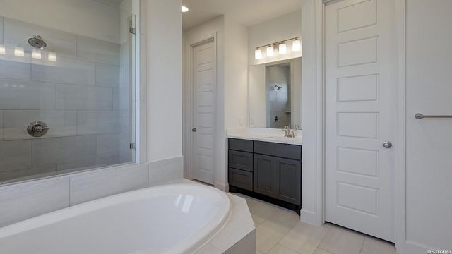 12910 Gilmore Bend, San Antonio, TX 78245