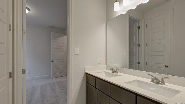 12910 Gilmore Bend, San Antonio, TX 78245