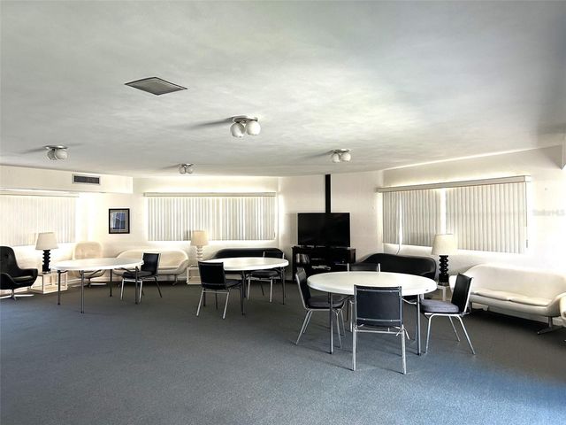 1601 N 43RD ST N STREET N 112, St Petersburg, FL 33713