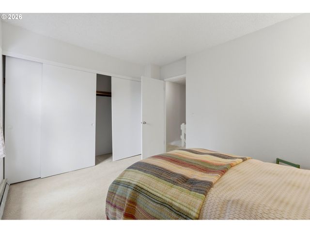 19727 Nw QUAIL HOLLOW Dr, Portland, OR 97229