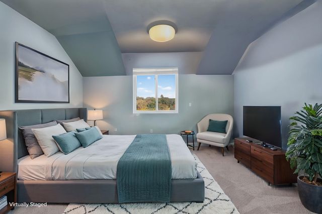100 Merrimack Ave 71, Dracut, MA 01826