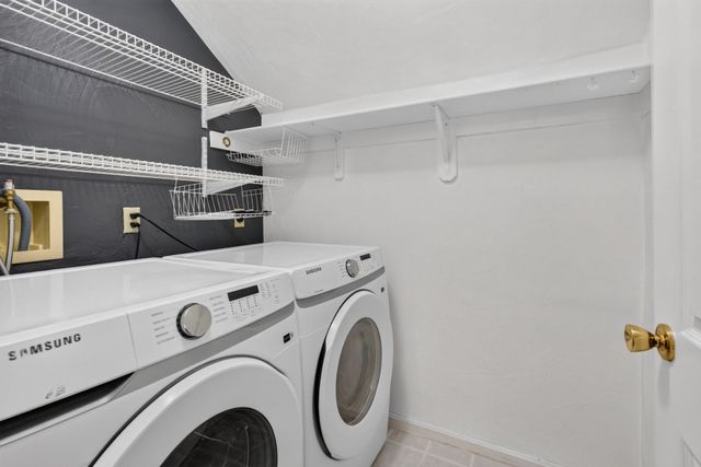 100 Merrimack Ave 71, Dracut, MA 01826