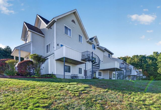 100 Merrimack Ave 71, Dracut, MA 01826
