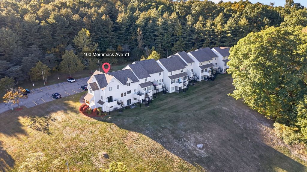100 Merrimack Ave 71, Dracut, MA 01826