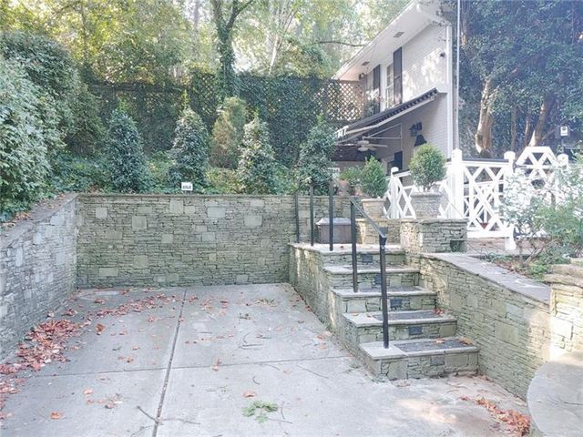 76 Laurel Forest Circle NE, Atlanta, GA 30342