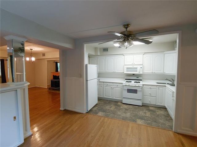 76 Laurel Forest Circle NE, Atlanta, GA 30342