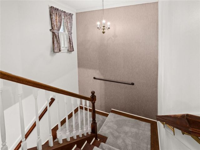 203 COUNTRY CLUB Lane, Leesville, LA 71446