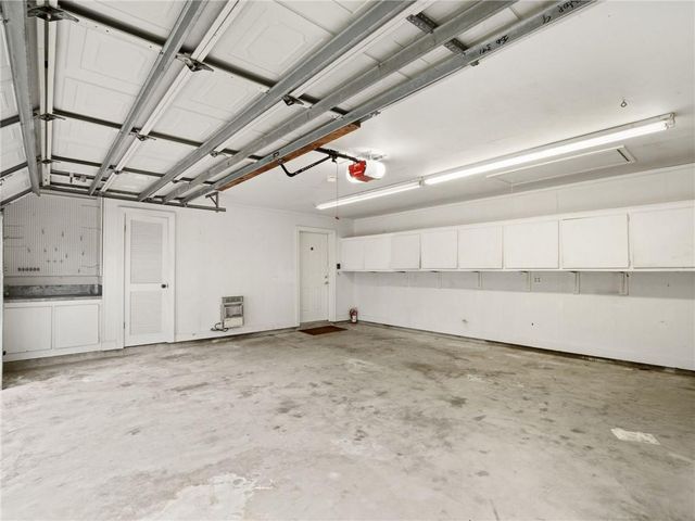 203 COUNTRY CLUB Lane, Leesville, LA 71446