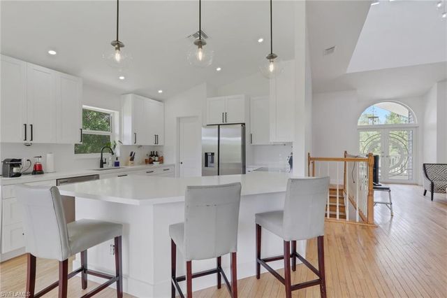 880 18th ST NE, Naples, FL 34120