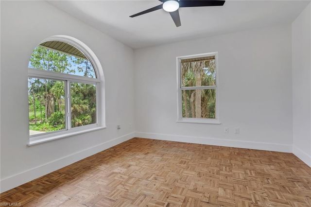 880 18th ST NE, Naples, FL 34120