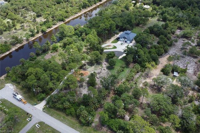 880 18th ST NE, Naples, FL 34120