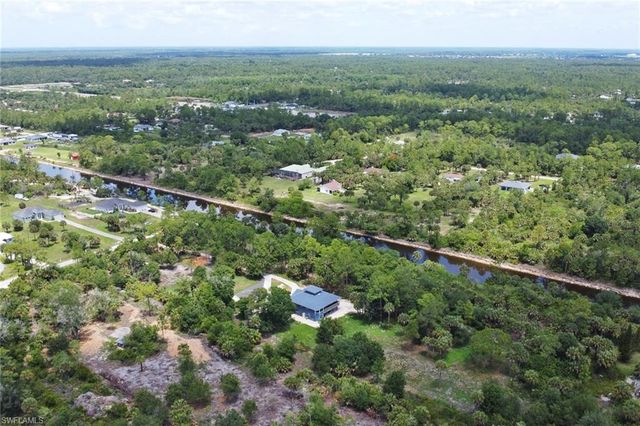 880 18th ST NE, Naples, FL 34120