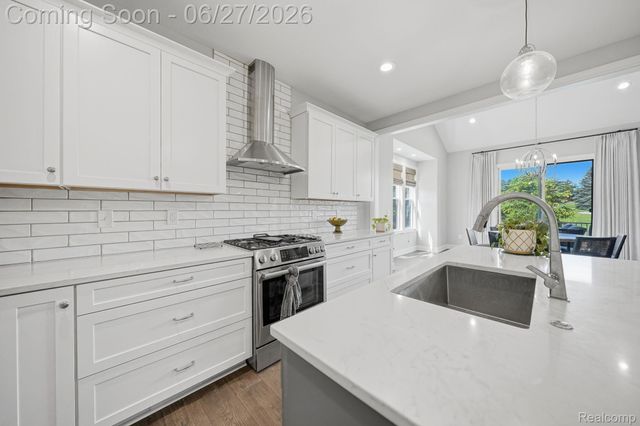 3898 Albatross Court, Rochester Hills, MI 48309