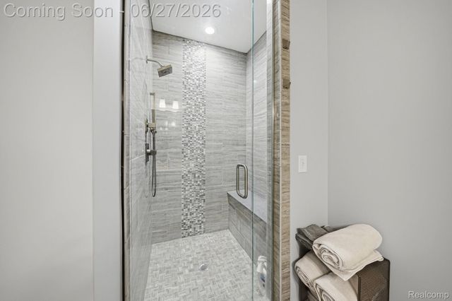 3898 Albatross Court, Rochester Hills, MI 48309