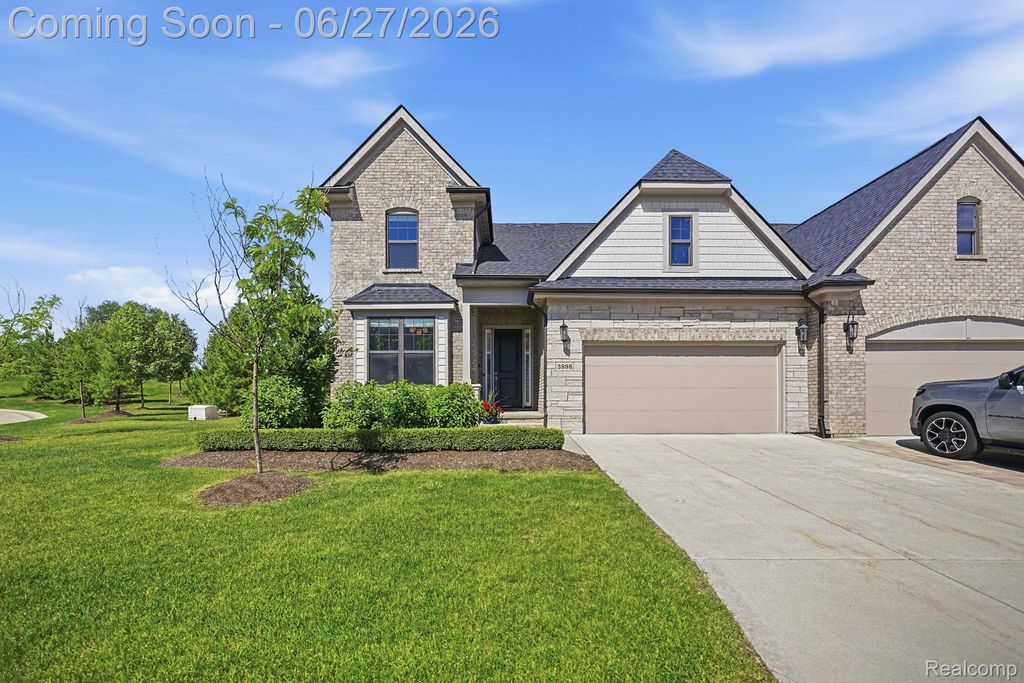 3898 Albatross Court, Rochester Hills, MI 48309