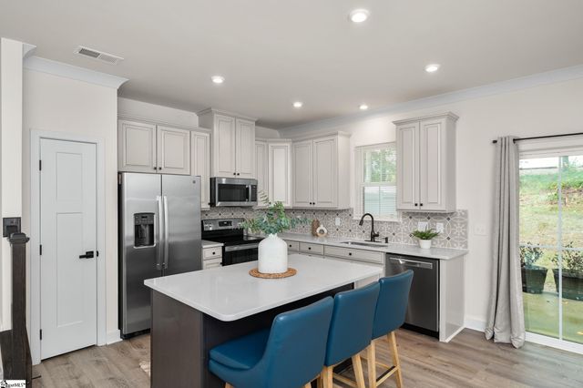 4 Connaught Court, Mauldin, SC 29662