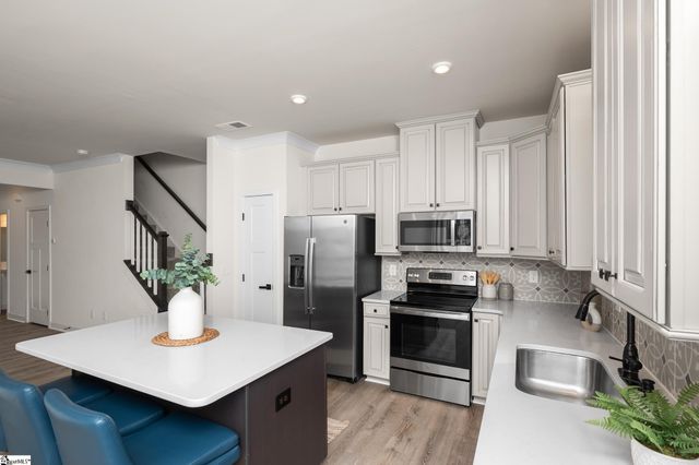 4 Connaught Court, Mauldin, SC 29662