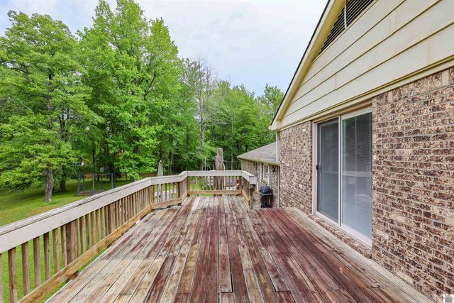 151 Mark Drive, Paducah, KY 42001