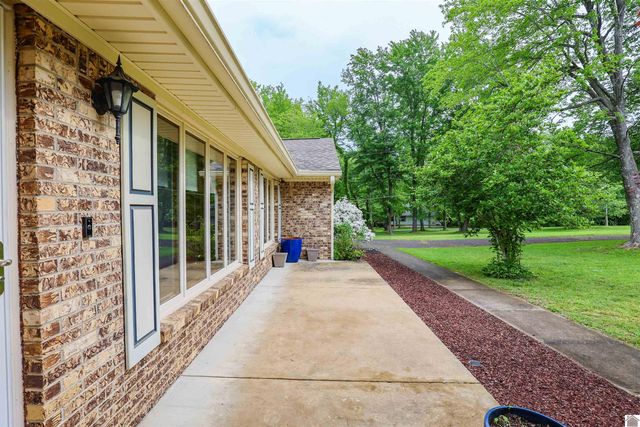 151 Mark Drive, Paducah, KY 42001