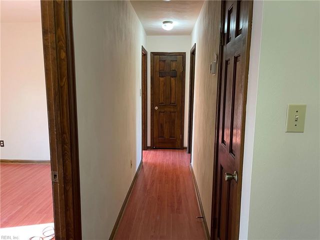 3152 Monet DR, Virginia Beach, VA 23453