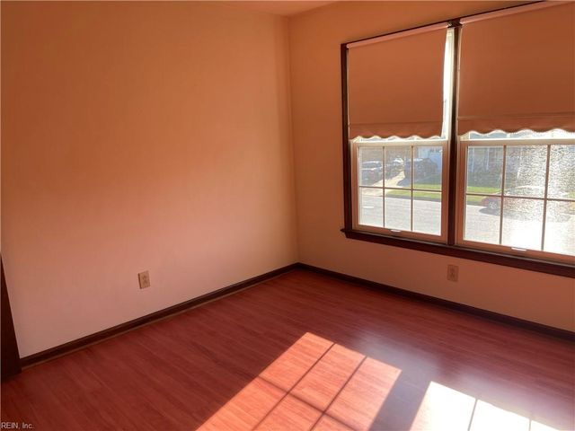 3152 Monet DR, Virginia Beach, VA 23453