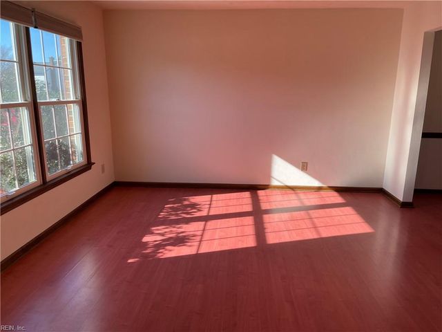 3152 Monet DR, Virginia Beach, VA 23453