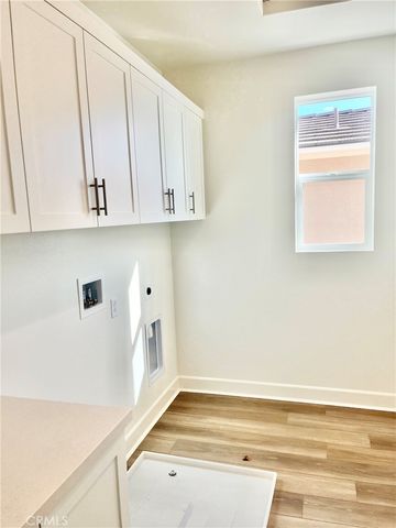 373 S Nevada Avenue, Ventura, CA 93004