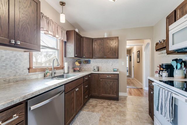 318 Gaarder ROAD E, Holmen, WI 54636