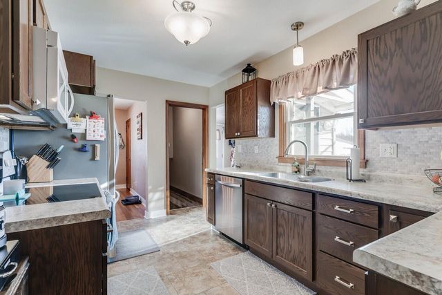 318 Gaarder ROAD E, Holmen, WI 54636