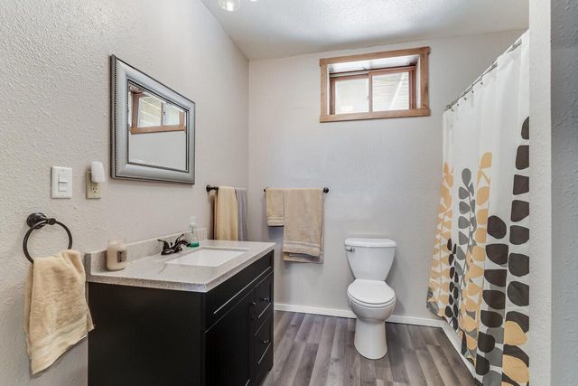 318 Gaarder ROAD E, Holmen, WI 54636