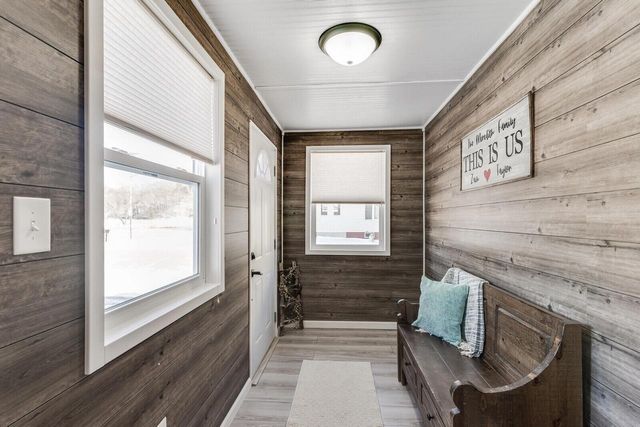 318 Gaarder ROAD E, Holmen, WI 54636