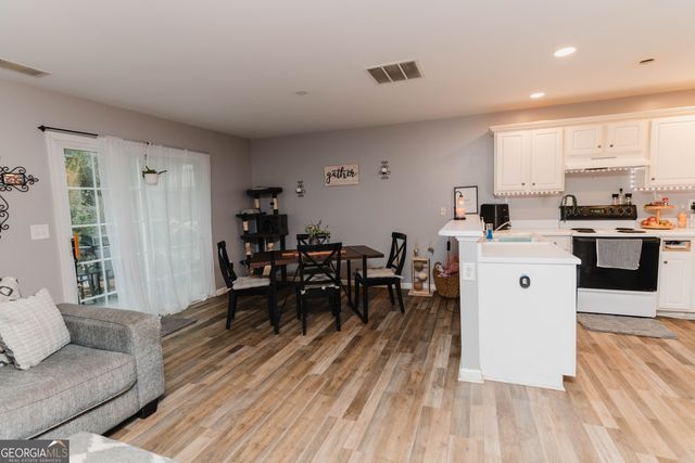 183 Venture Path, Hiram, GA 30141