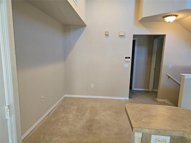 5601 ROSEHILL ROAD 203, Sarasota, FL 34233