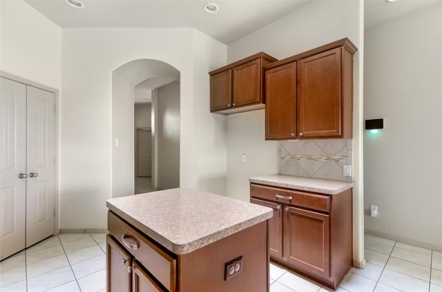 2207 Antler Trails Drive, Crosby, TX 77532
