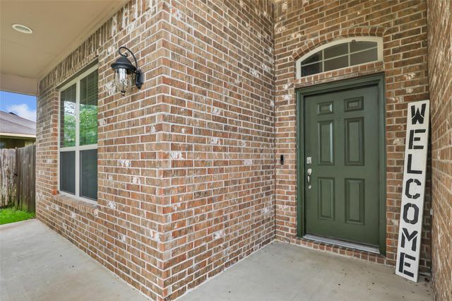 2207 Antler Trails Drive, Crosby, TX 77532
