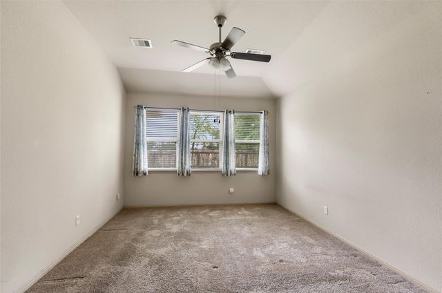 2207 Antler Trails Drive, Crosby, TX 77532