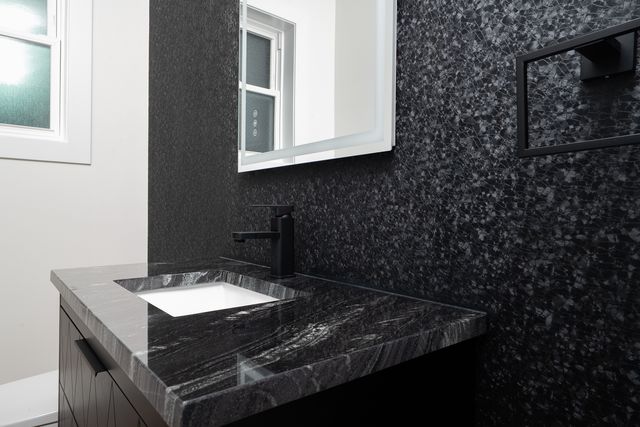 17 Franklin Avenue, River Forest, IL 60305